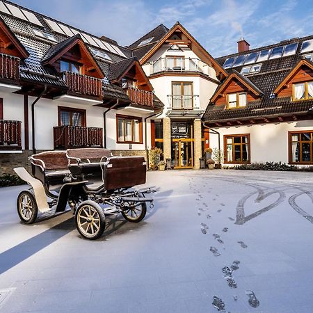 Hotel & Spa Czarny Gron Rzyki Exteriér fotografie