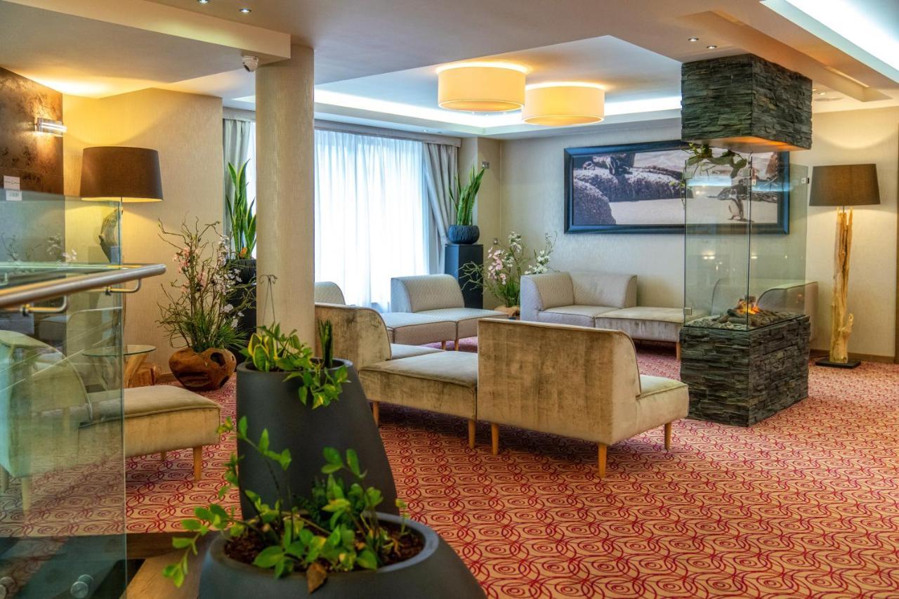 Hotel & Spa Czarny Gron Rzyki Exteriér fotografie
