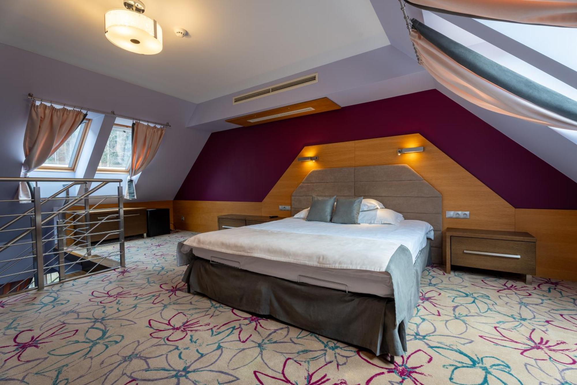 Hotel & Spa Czarny Gron Rzyki Exteriér fotografie