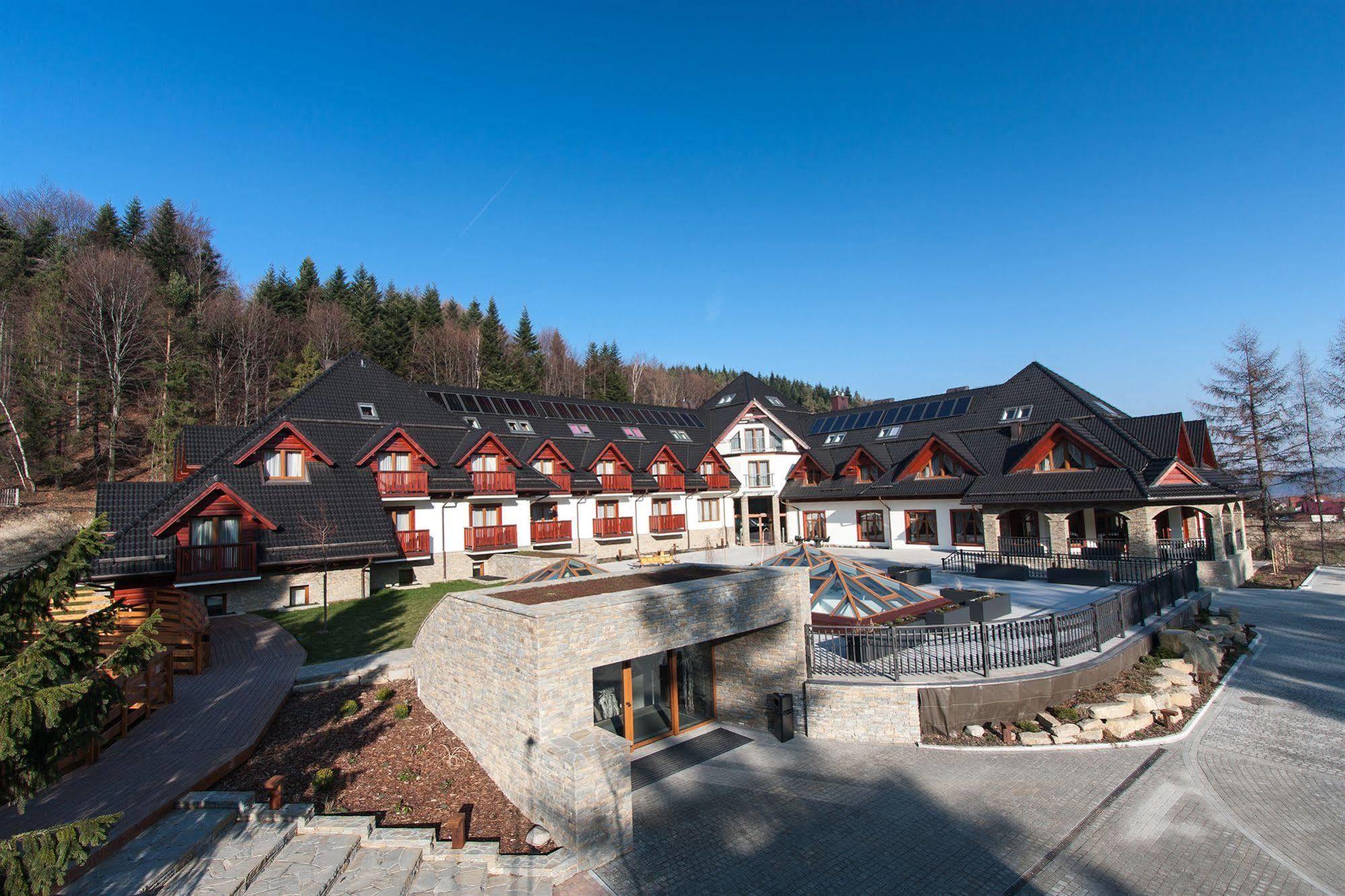 Hotel & Spa Czarny Gron Rzyki Exteriér fotografie